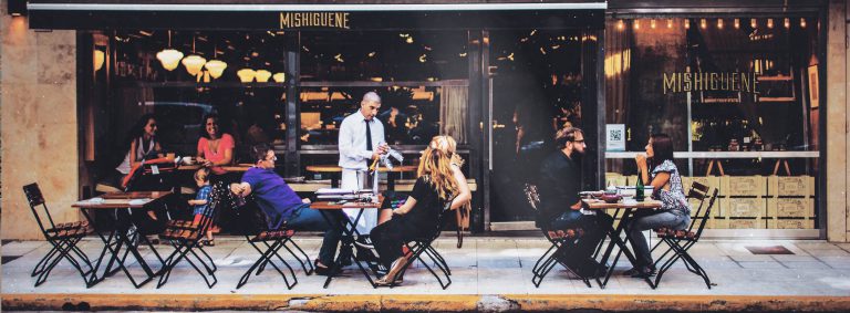 Restaurants & Bars
