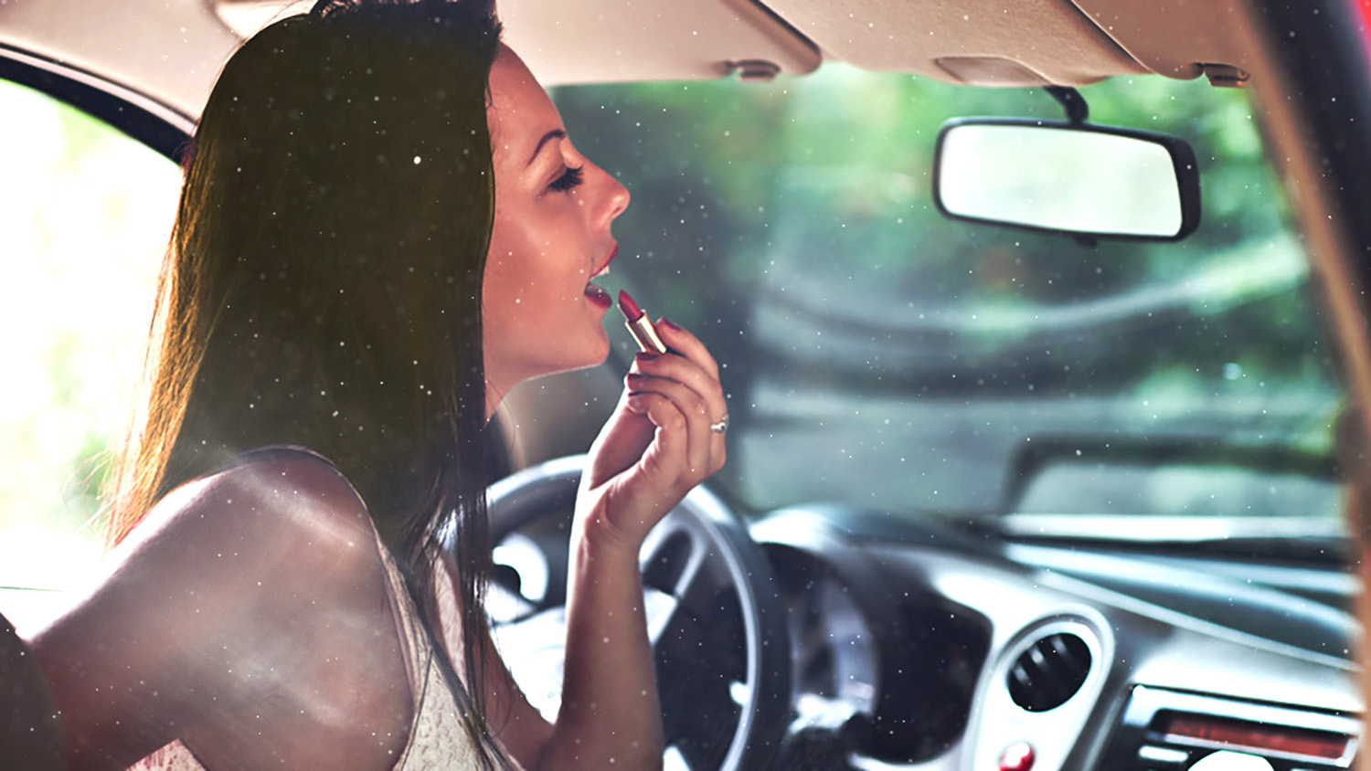 hot car, make up in car.